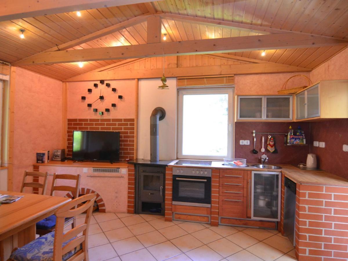 Beautiful Holiday Home With Covered Veranda Friedrichroda Ngoại thất bức ảnh