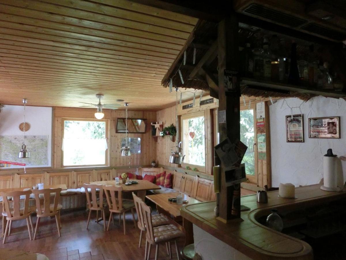 Beautiful Holiday Home With Covered Veranda Friedrichroda Ngoại thất bức ảnh